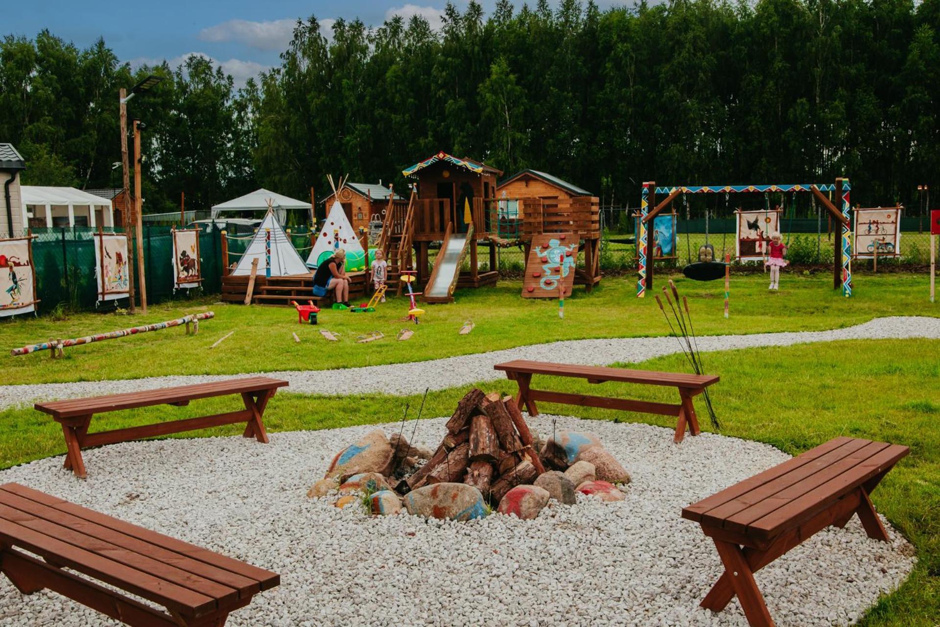Indiana Camp - 150 M Od Suntago Park Hotel Grabce-Towarzystwo Exterior foto